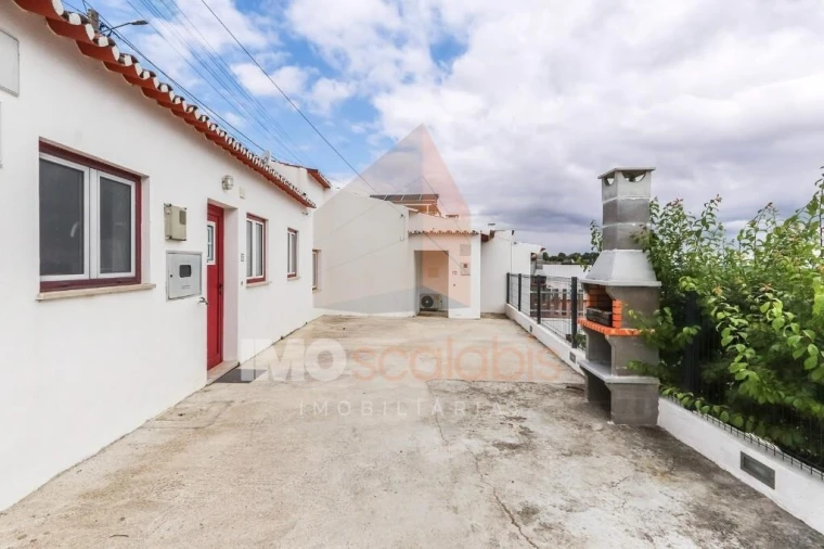 Moradia T11 para Venda em Marvila, Ribeira Santarém, São Salvador, São Nicolau Foto 16
