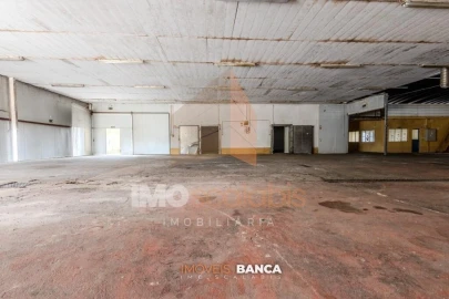 Armazém para Venda em Parreira e Chouto
