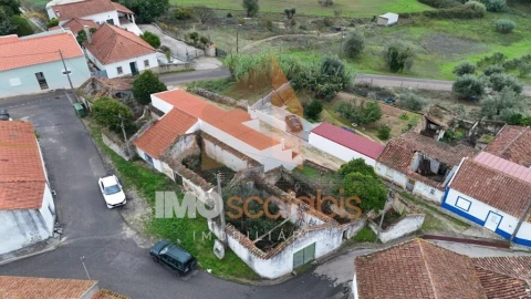 Moradia T3 para Venda em Almoster