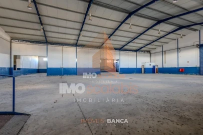 Armazém para Venda em Alpiarça