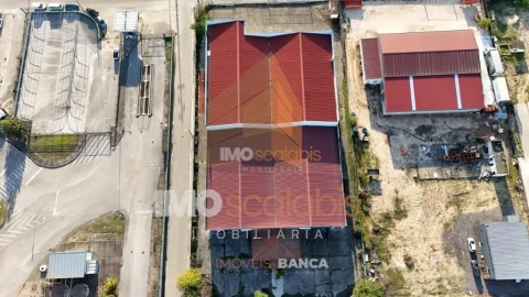Armazém para Venda em Alpiarça