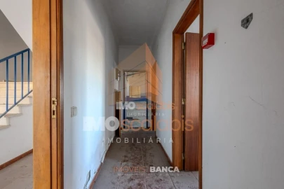 Armazém para Venda em Alpiarça