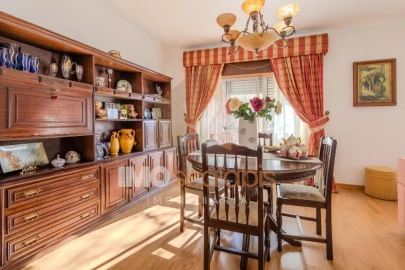 Apartamento T3 para Venda em Marvila, Ribeira Santarém, São Salvador, São Nicolau