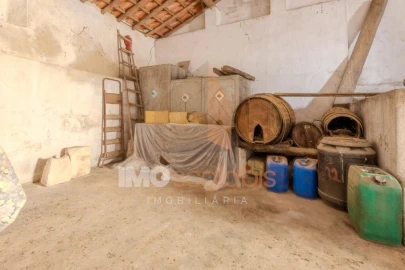 Moradia T0 para Venda em Alcanede