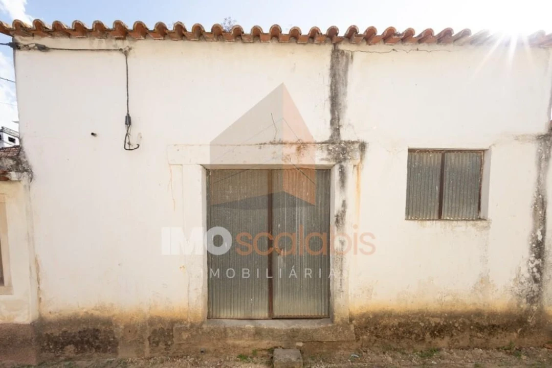 Moradia T0 para Venda em Alcanede Foto 2