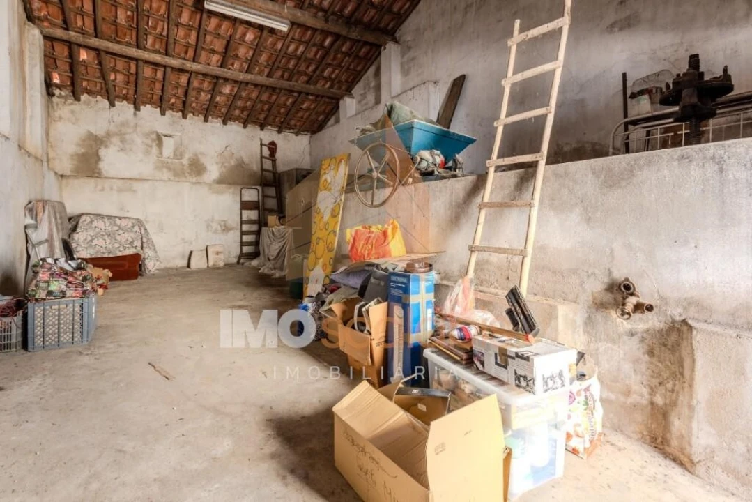 Moradia T0 para Venda em Alcanede Foto 4