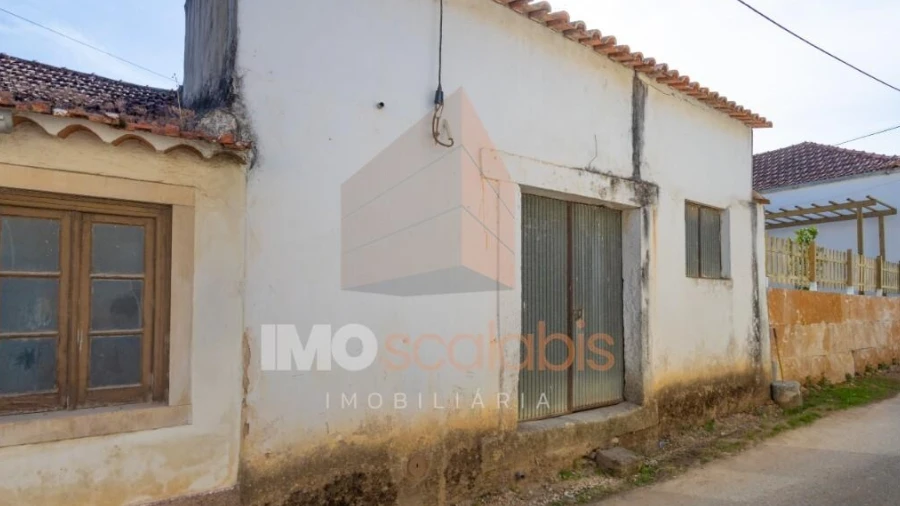 Moradia T0 para Venda em Alcanede