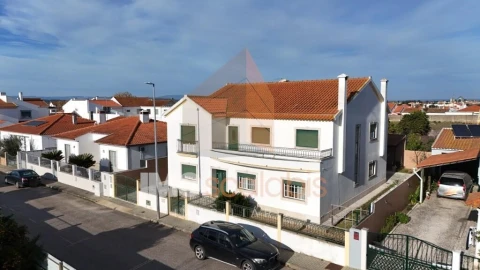Moradia T4 para Venda em Alpiarça