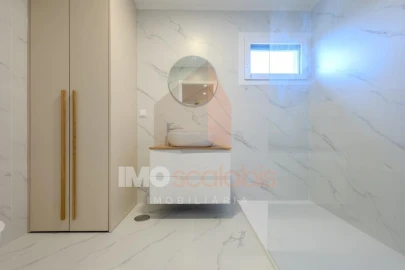 Apartamento T2 para Venda em Marvila, Ribeira Santarém, São Salvador, São Nicolau