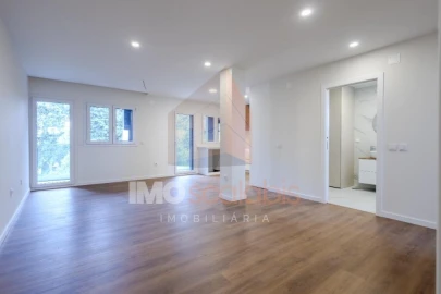 Apartamento T2 para Venda em Marvila, Ribeira Santarém, São Salvador, São Nicolau