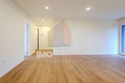 Apartamento T2 para Venda em Marvila, Ribeira Santarém, São Salvador, São Nicolau
