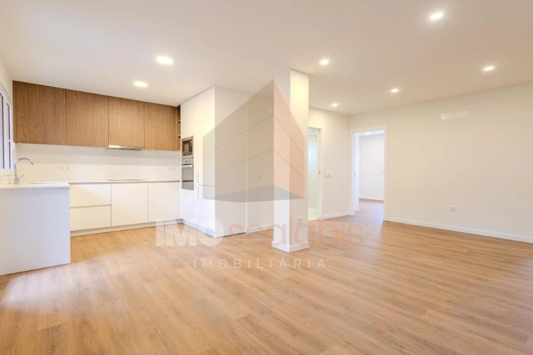 Apartamento T2 para Venda em Marvila, Ribeira Santarém, São Salvador, São Nicolau Foto 1