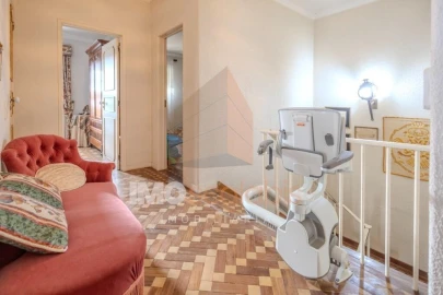 Moradia T4 para Venda em Marvila, Ribeira Santarém, São Salvador, São Nicolau