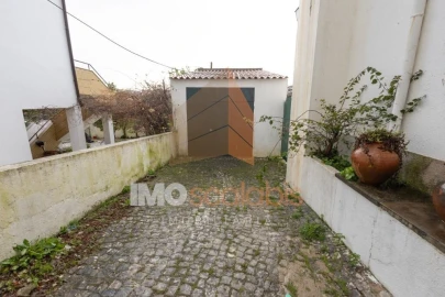 Moradia T4 para Venda em Marvila, Ribeira Santarém, São Salvador, São Nicolau