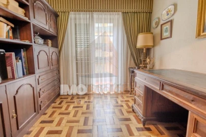 Moradia T4 para Venda em Marvila, Ribeira Santarém, São Salvador, São Nicolau