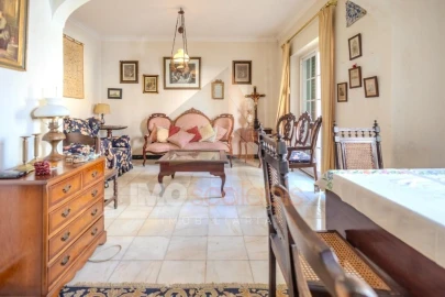Moradia T4 para Venda em Marvila, Ribeira Santarém, São Salvador, São Nicolau