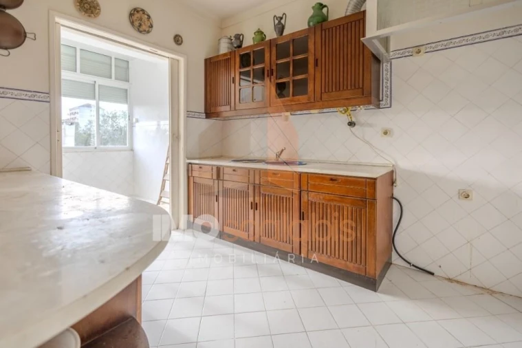 Moradia T4 para Venda em Marvila, Ribeira Santarém, São Salvador, São Nicolau Foto 15