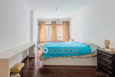 Apartamento T4 para Venda em Marvila, Ribeira Santarém, São Salvador, São Nicolau