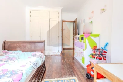 Apartamento T4 para Venda em Marvila, Ribeira Santarém, São Salvador, São Nicolau
