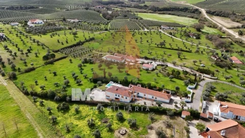 Moradia T4 para Venda em São Vicente do Paul e Vale de Figueira