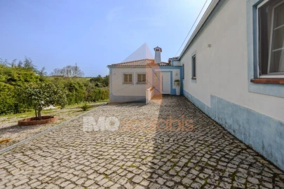 Moradia T4 para Venda em São Vicente do Paul e Vale de Figueira