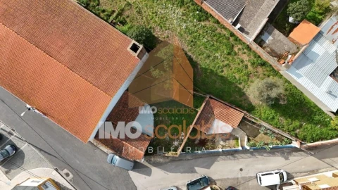 Moradia T3 para Venda em Azoia de Cima e Tremês
