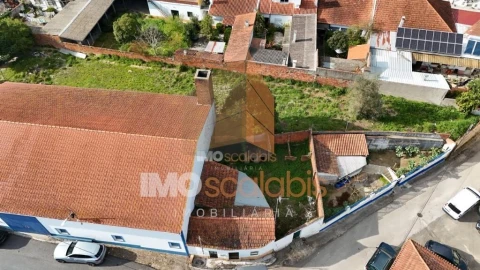 Moradia T3 para Venda em Azoia de Cima e Tremês