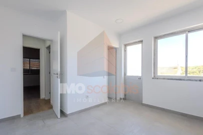 Apartamento T3 para Venda em Marvila, Ribeira Santarém, São Salvador, São Nicolau