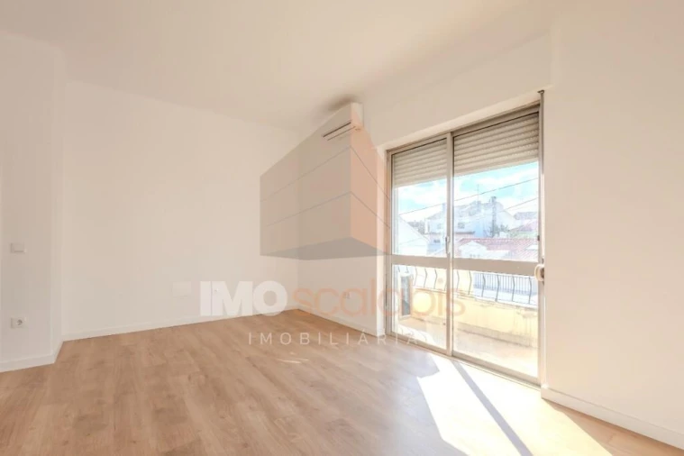 Apartamento T3 para Venda em Marvila, Ribeira Santarém, São Salvador, São Nicolau Foto 3