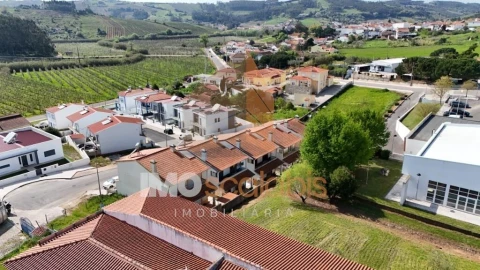 Moradia T4 para Venda em A dos Francos