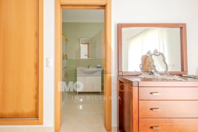 Moradia T4 para Venda em A dos Francos