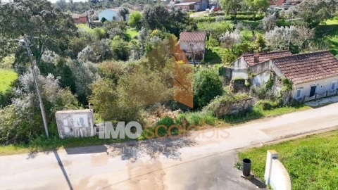 Moradia T1 para Venda em Achete, Azoia de Baixo e Póvoa de Santarém