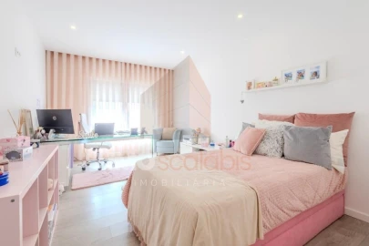 Apartamento T3 para Venda em Marvila, Ribeira Santarém, São Salvador, São Nicolau