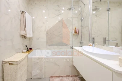 Apartamento T3 para Venda em Marvila, Ribeira Santarém, São Salvador, São Nicolau