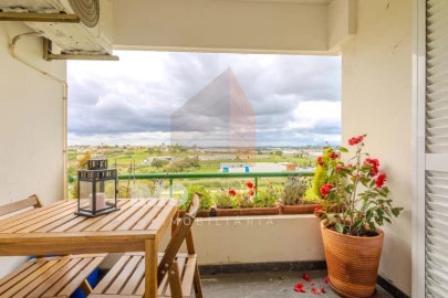 Apartamento T3 para Venda em Marvila, Ribeira Santarém, São Salvador, São Nicolau