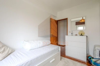 Apartamento T3 para Venda em Marvila, Ribeira Santarém, São Salvador, São Nicolau