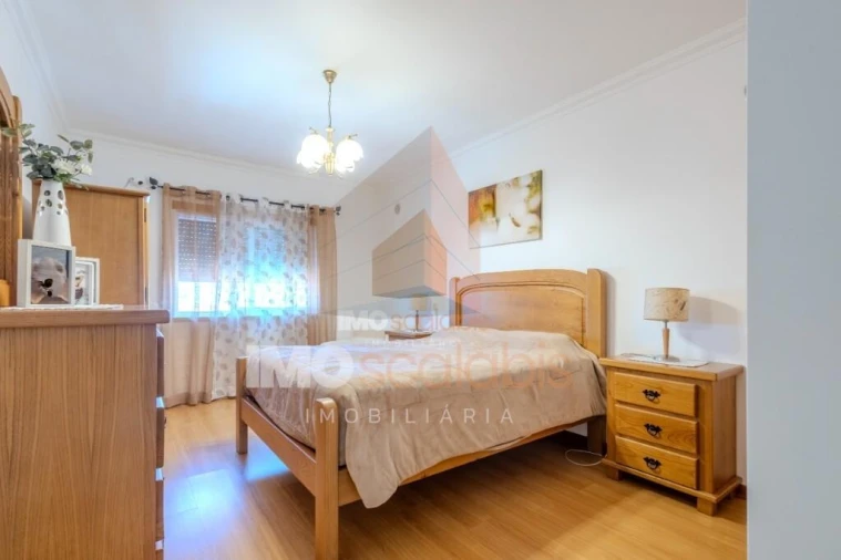 Apartamento T3 para Venda em Almeirim Foto 11
