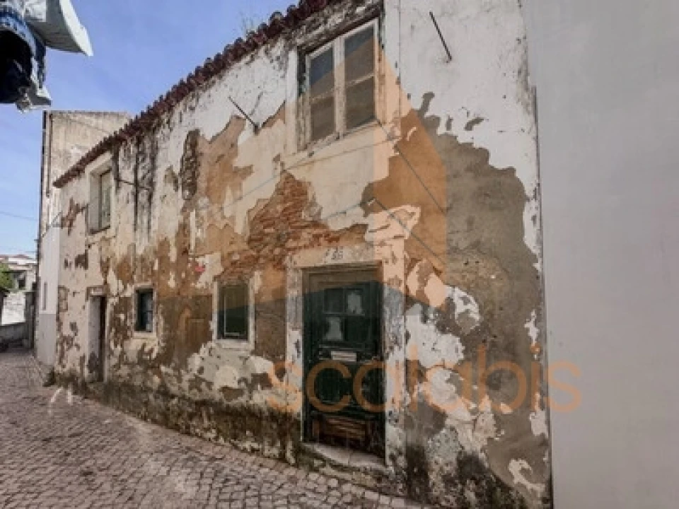 Moradia T1 para Venda em Marvila, Ribeira Santarém, São Salvador, São Nicolau Foto 1