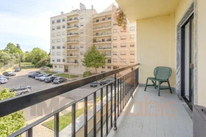 Apartamento T3 para Venda em Marvila, Ribeira Santarém, São Salvador, São Nicolau