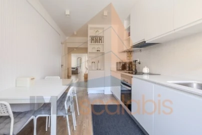 Apartamento T3 para Venda em Marvila, Ribeira Santarém, São Salvador, São Nicolau