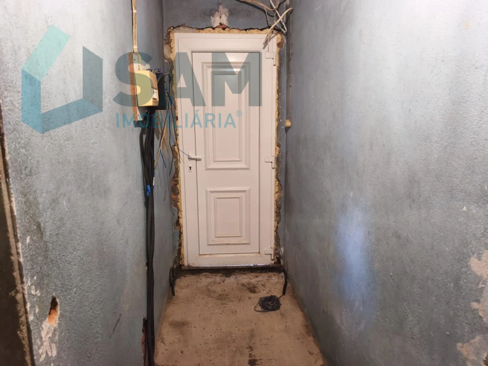 Moradia T2 para Venda em Campelos e Outeiro da Cabeça Foto 17