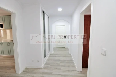 Apartamento T2 para Arrendamento em Monte Gordo