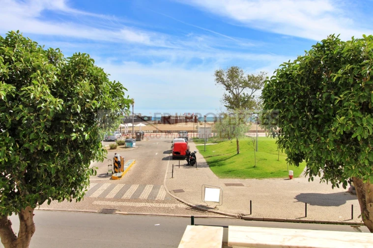 Apartamento T2 para Arrendamento em Monte Gordo Foto 18