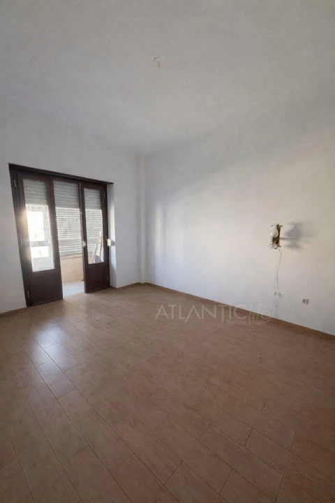 Apartamento T2 para Venda em Algueirão-Mem Martins