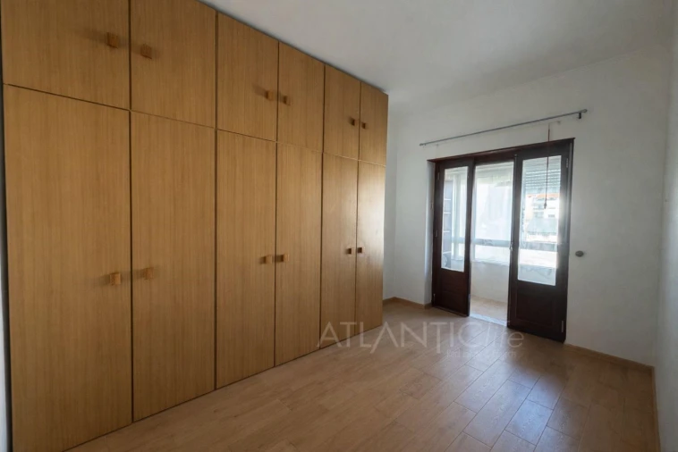 Apartamento T2 para Venda em Algueirão-Mem Martins Foto 7