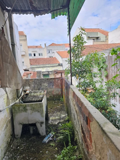 Prédio para Venda em Caldas da Rainha - Santo Onofre e Serra do Bouro