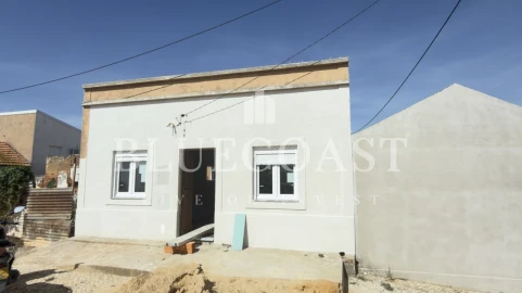 Moradia T2 para Venda em Setubal (São Sebastião)