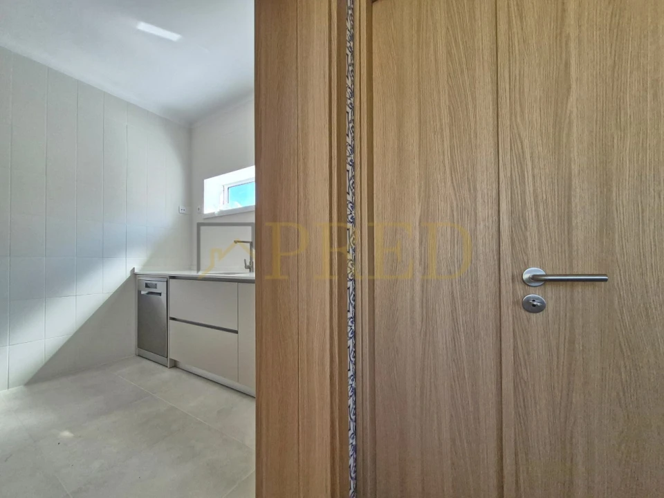 Apartamento T3 para Arrendamento em Canidelo Foto 10