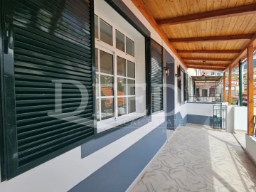 Moradia T2 para Venda em Funchal (São Pedro)