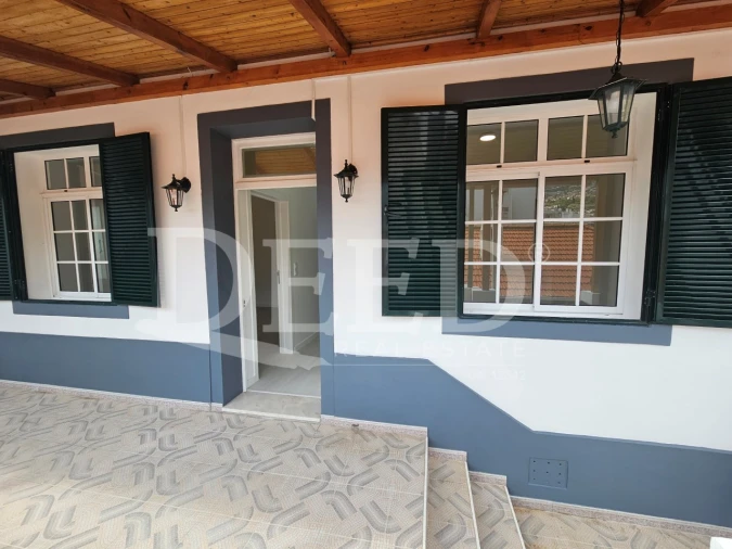 Moradia T2 para Venda em Funchal (São Pedro)